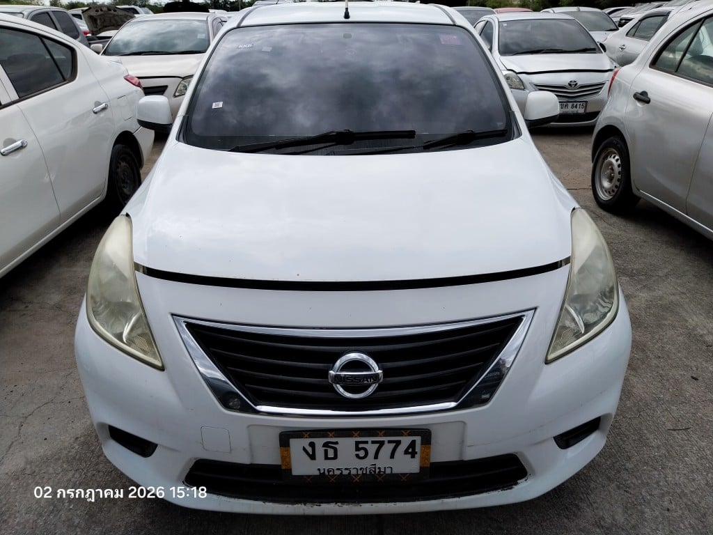 NISS NISS020 1.2 E CVT 2013