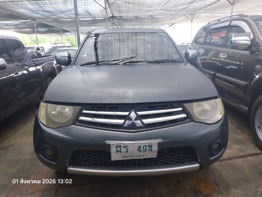 MITS MITS027 Ext. Cab 2.4 GLX MT 2012