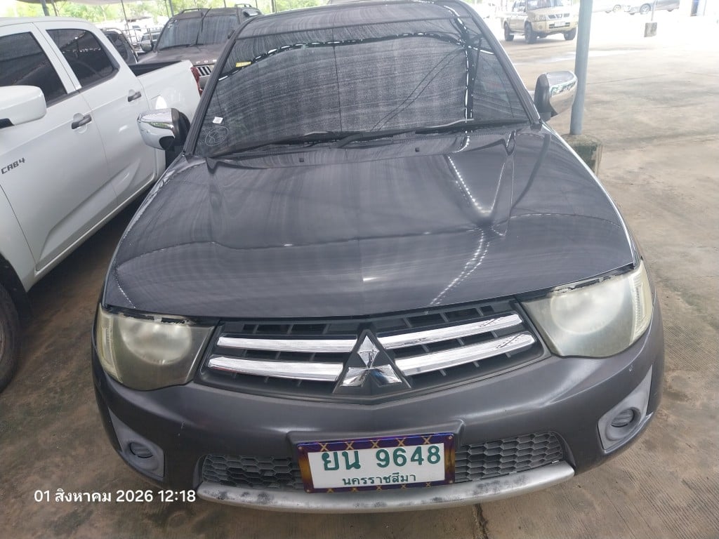MITS MITS027 Ext. Cab 2.5 GLX MT 2011