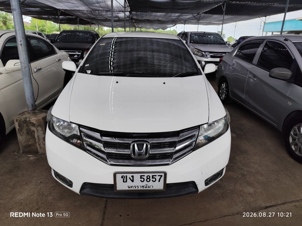 HOND HOND003 1.5 S i-VTEC AT (AB/ABS) 2013