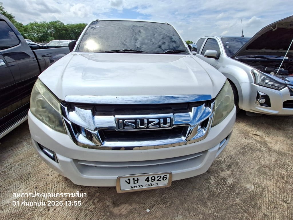 ISUZ ISUZ073 CAB4 3.0 Hi-Lander Z-Prestige MT (VGS, Navi) 2014