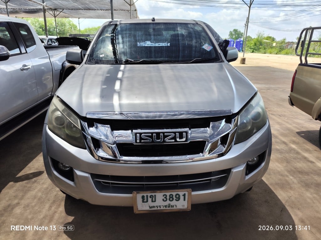 ISUZ ISUZ073 SPACECAB 2.5 Hi-Lander Z MT (VGS) (ABS) 2012