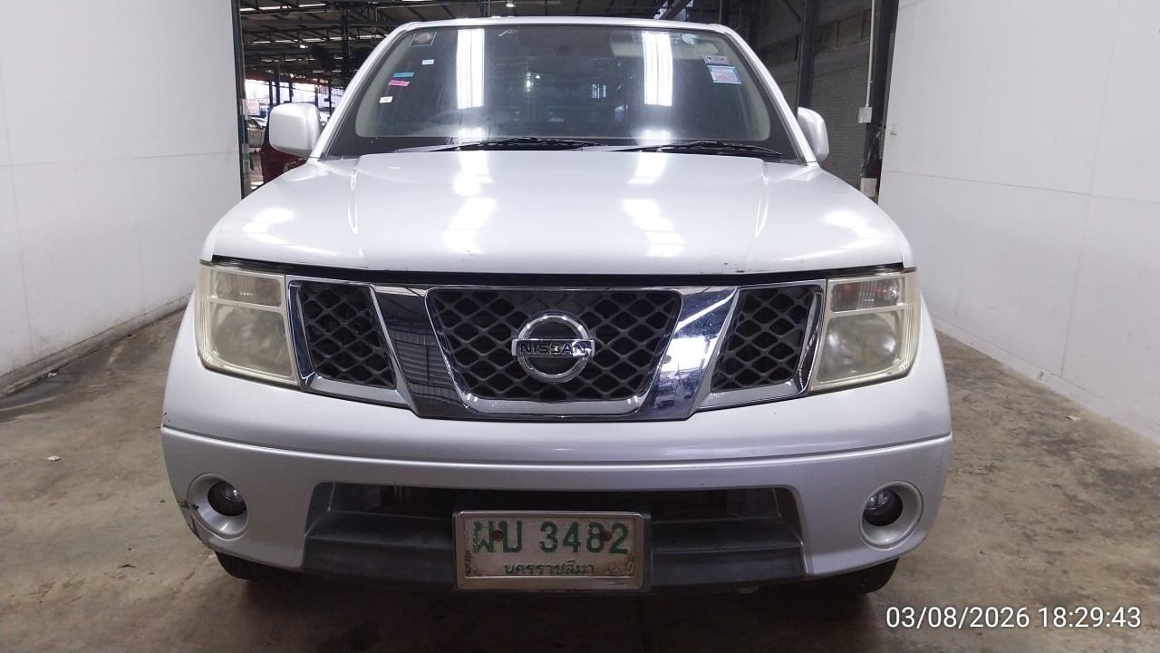 NISS NISS077 Ext. Cab 2.5 SE MT 2010
