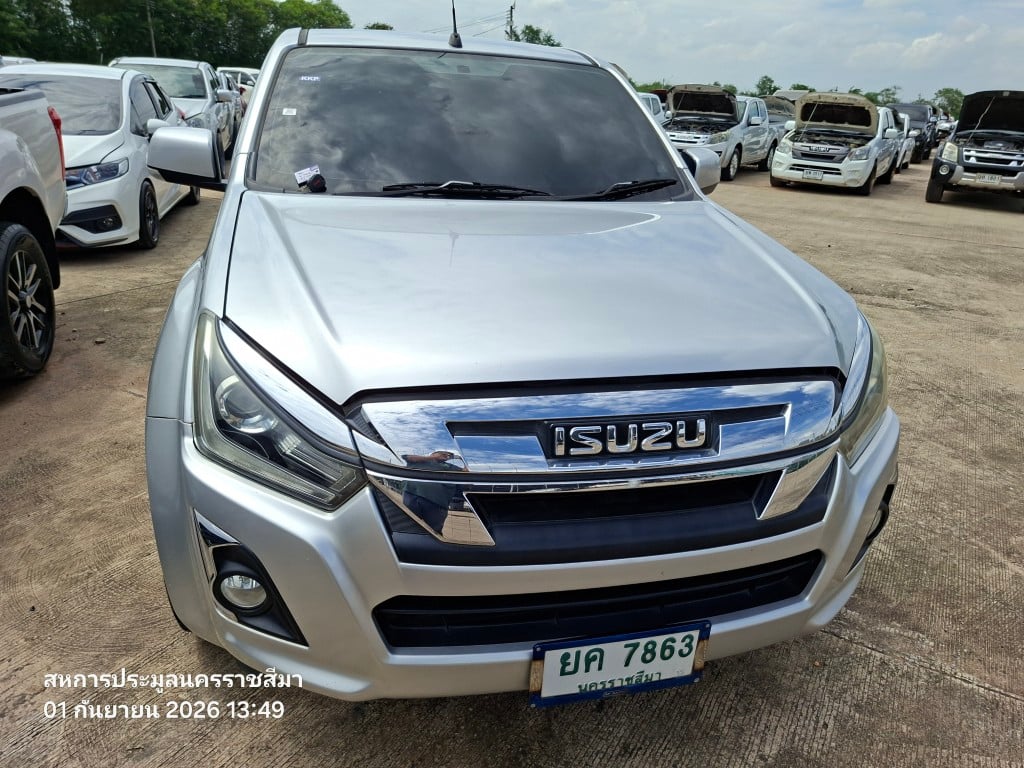 ISUZ ISUZ073 SPACECAB 1.9 Hi-Lander L MT 2017
