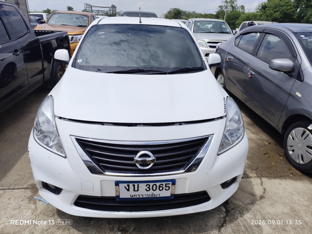 NISS NISS020 1.2 E CVT 2013