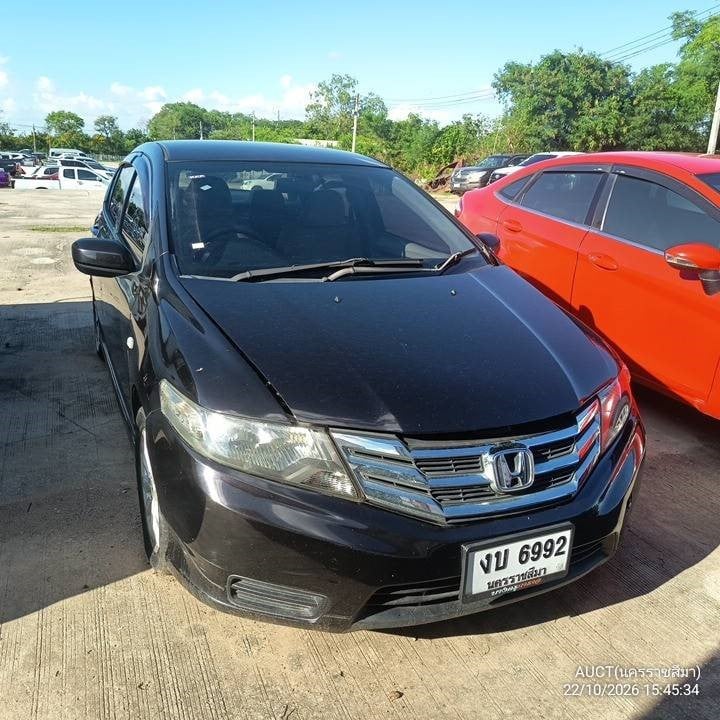 HOND HOND003 1.5 V i-VTEC AT 2012