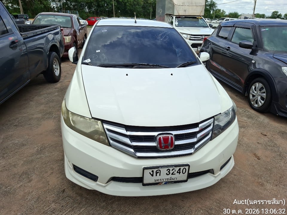 HOND HOND003 1.5 V i-VTEC AT 2010