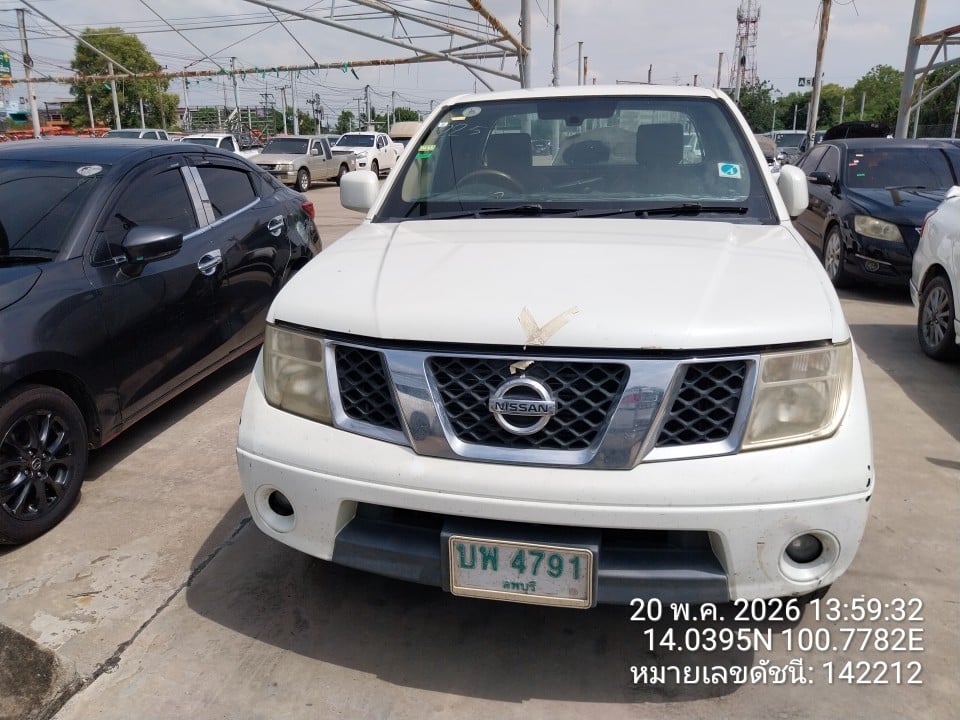 NISS NISS077 Ext. Cab 2.5 SE MT 2010