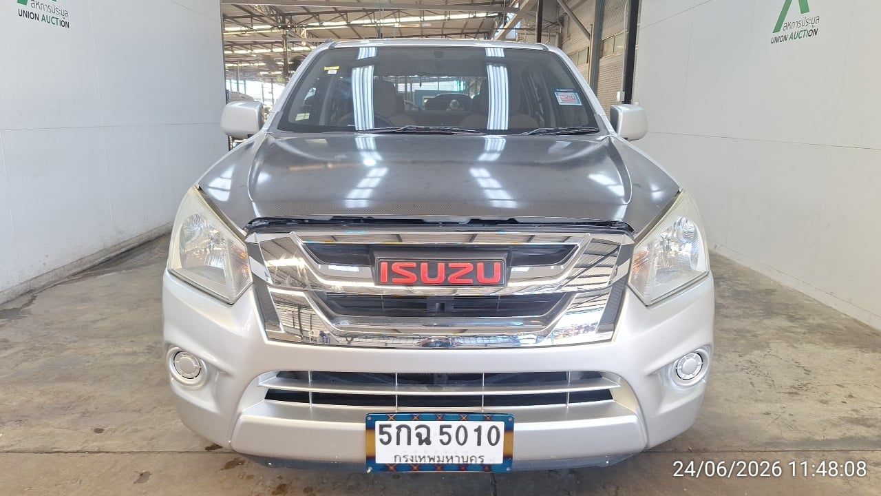 ISUZ ISUZ073 CAB4 1.9 S MT (AB) 2016