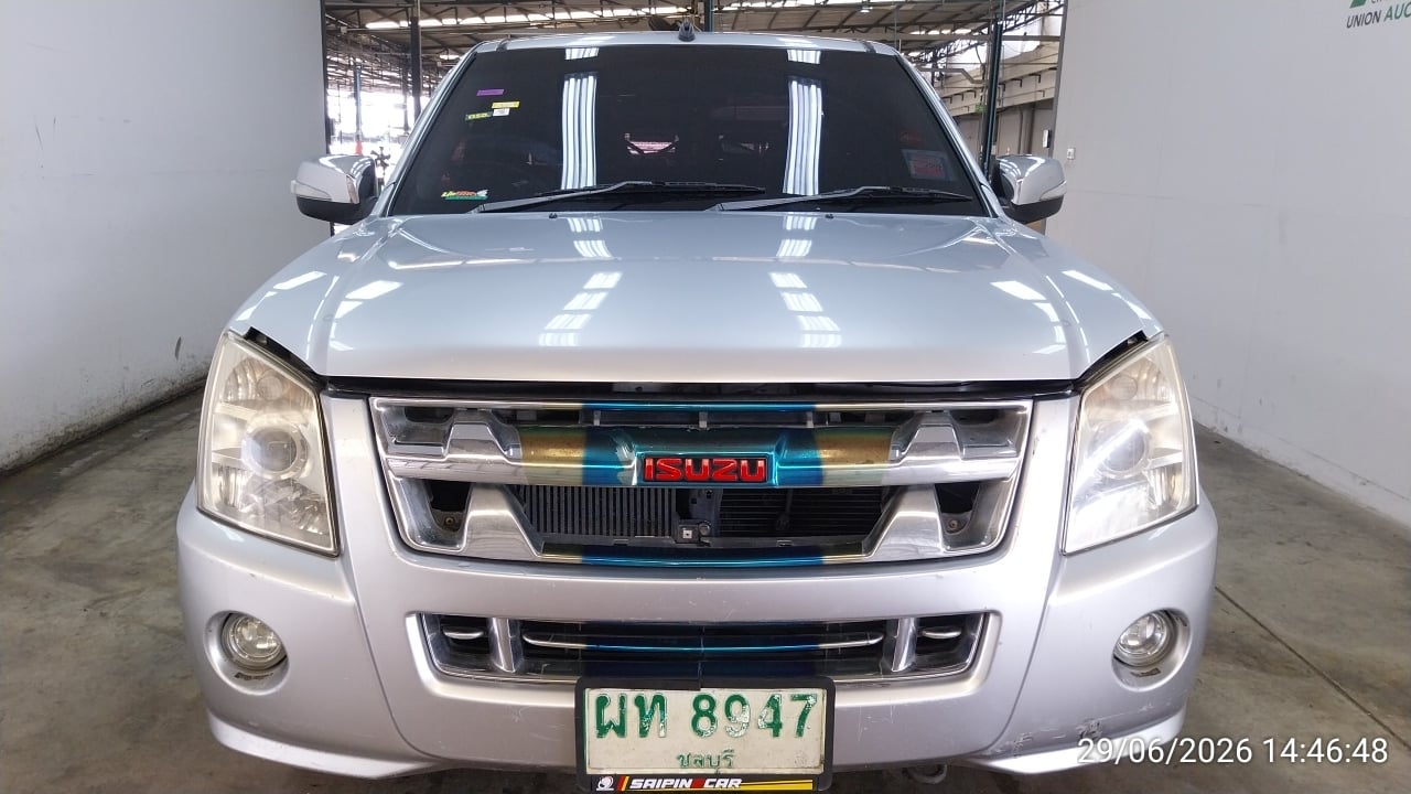 ISUZ ISUZ073 SPACECAB 2.5 SLX i-TEQ MT 2009