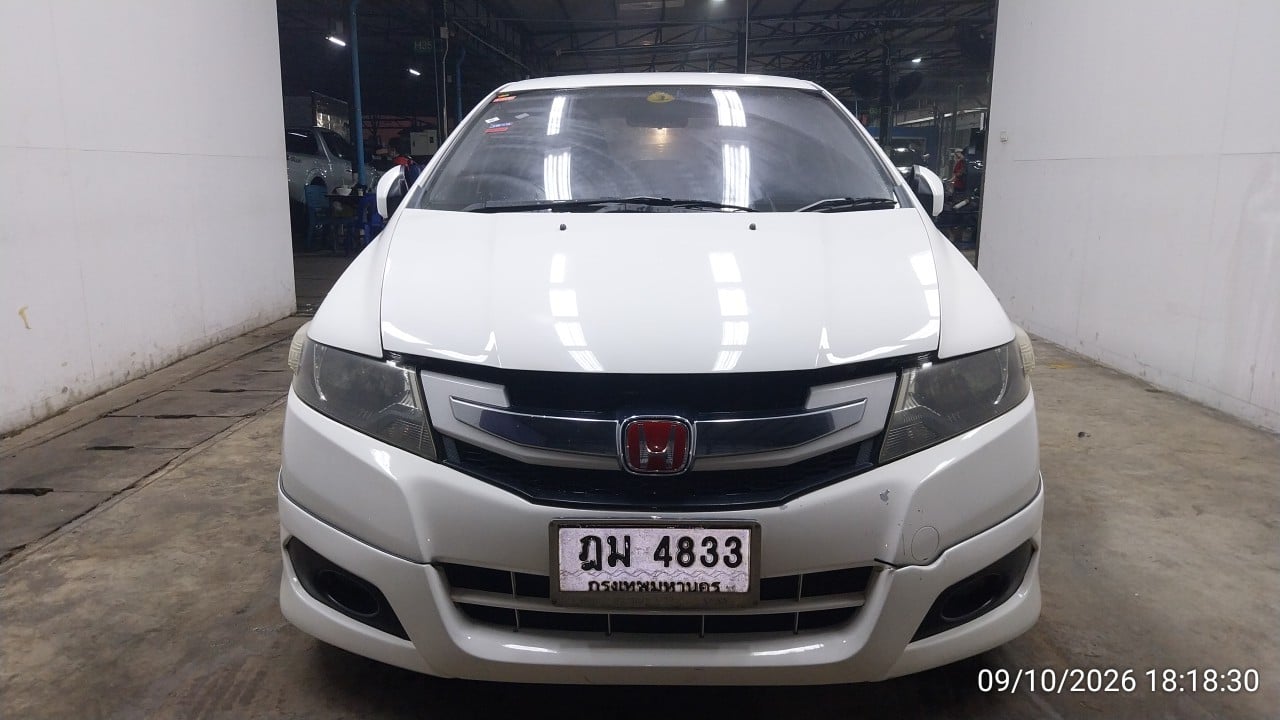 HOND HOND003 1.5 SV i-VTEC AT 2010