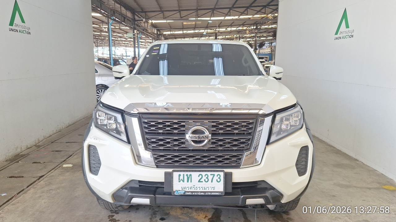 NISS NISS037 Ext. Cab 2.3 Calibre E MT (AB/ABS) 2021