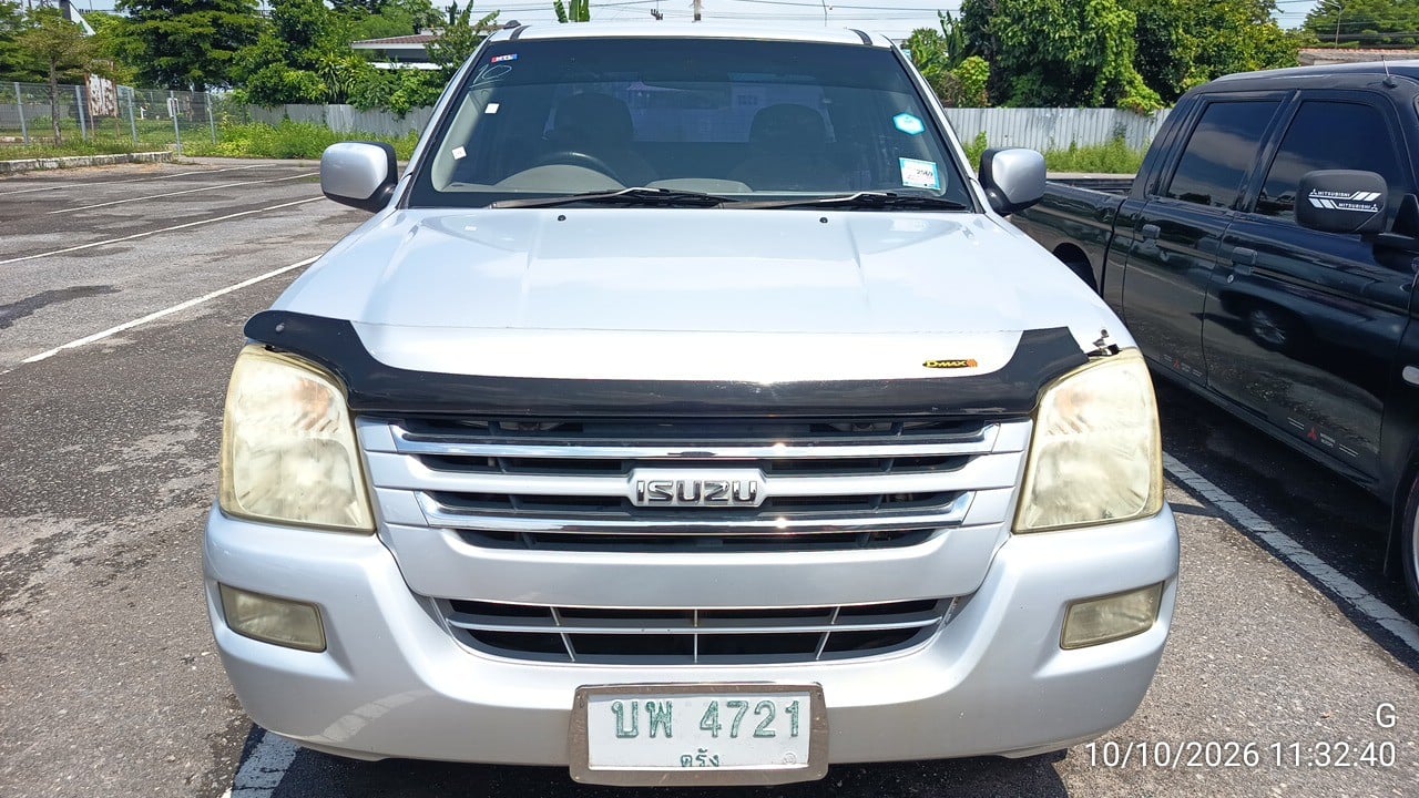 ISUZ ISUZ073 SPACECAB 2.5 SLX i-TEQ MT 2004