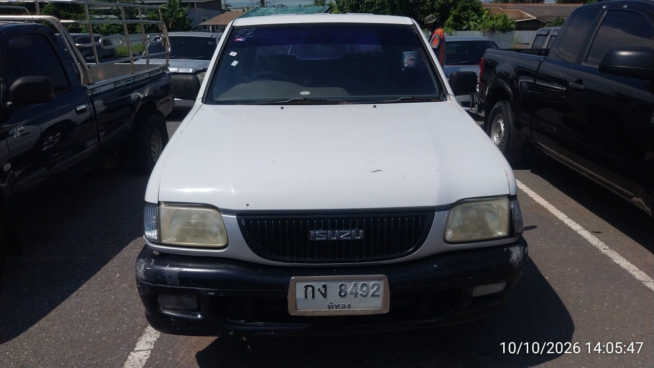 ISUZ ISUZ048 CAB4 2.5 MT 2012