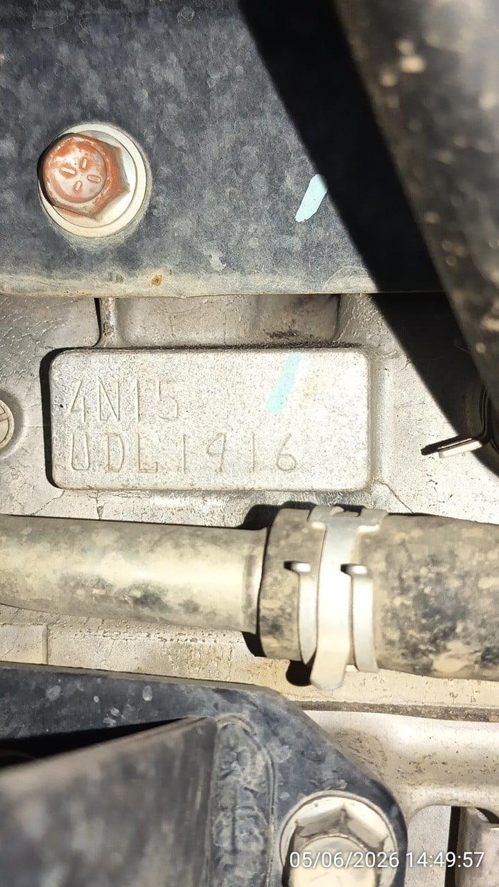 MITS MITS027 Ext. Cab 2.4 GLS Plus MT 2018