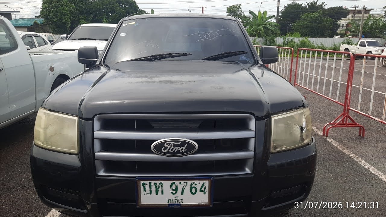 FORD FORD008 Open Cab 2.5 XL MT 2009