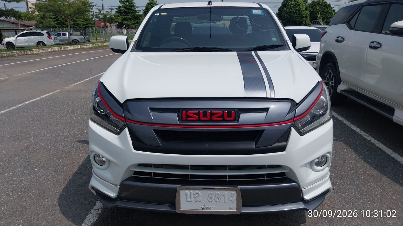 ISUZ ISUZ073 SPACECAB 1.9 X-Series MT (AB/ABS) 2018