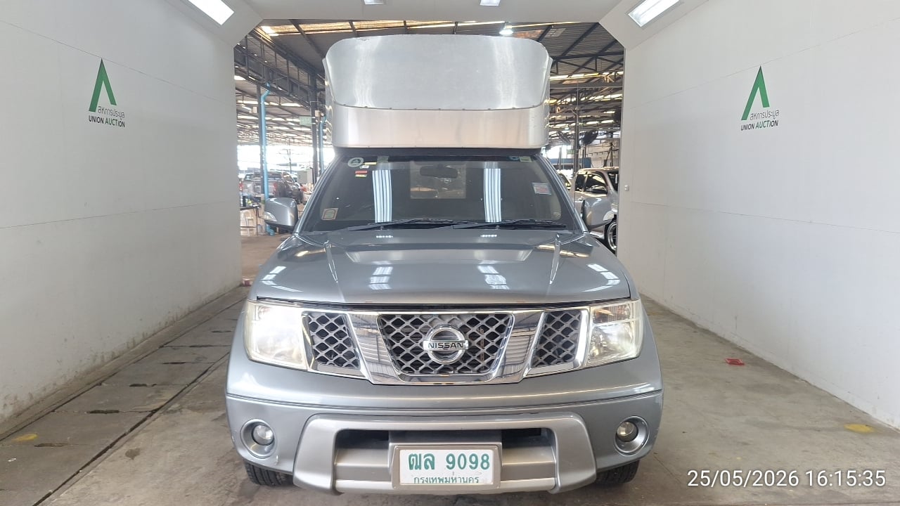 NISS NISS077 Ext. Cab 2.5 SE MT 2013