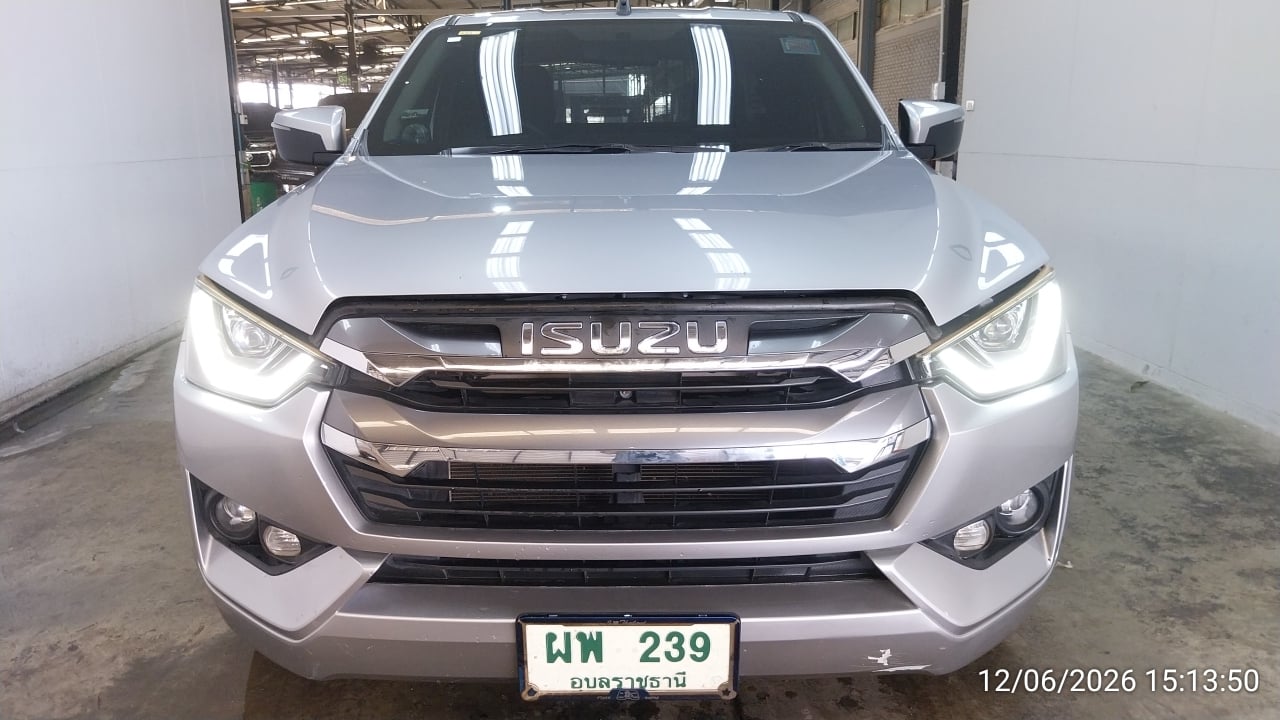 ISUZ ISUZ073 SPACECAB 1.9 L MT (DA) (AB/ABS) 2022