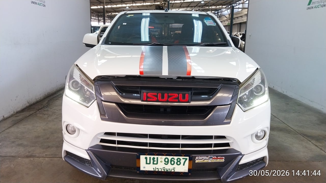 ISUZ ISUZ073 SPACECAB 1.9 X-Series Z MT (AB/ABS) 2017