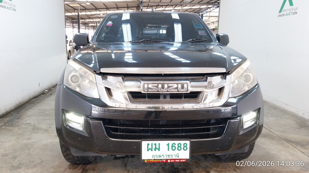 ISUZ ISUZ073 SPACECAB 2.5 Hi-Lander Z MT (VGS,DVD) 2015