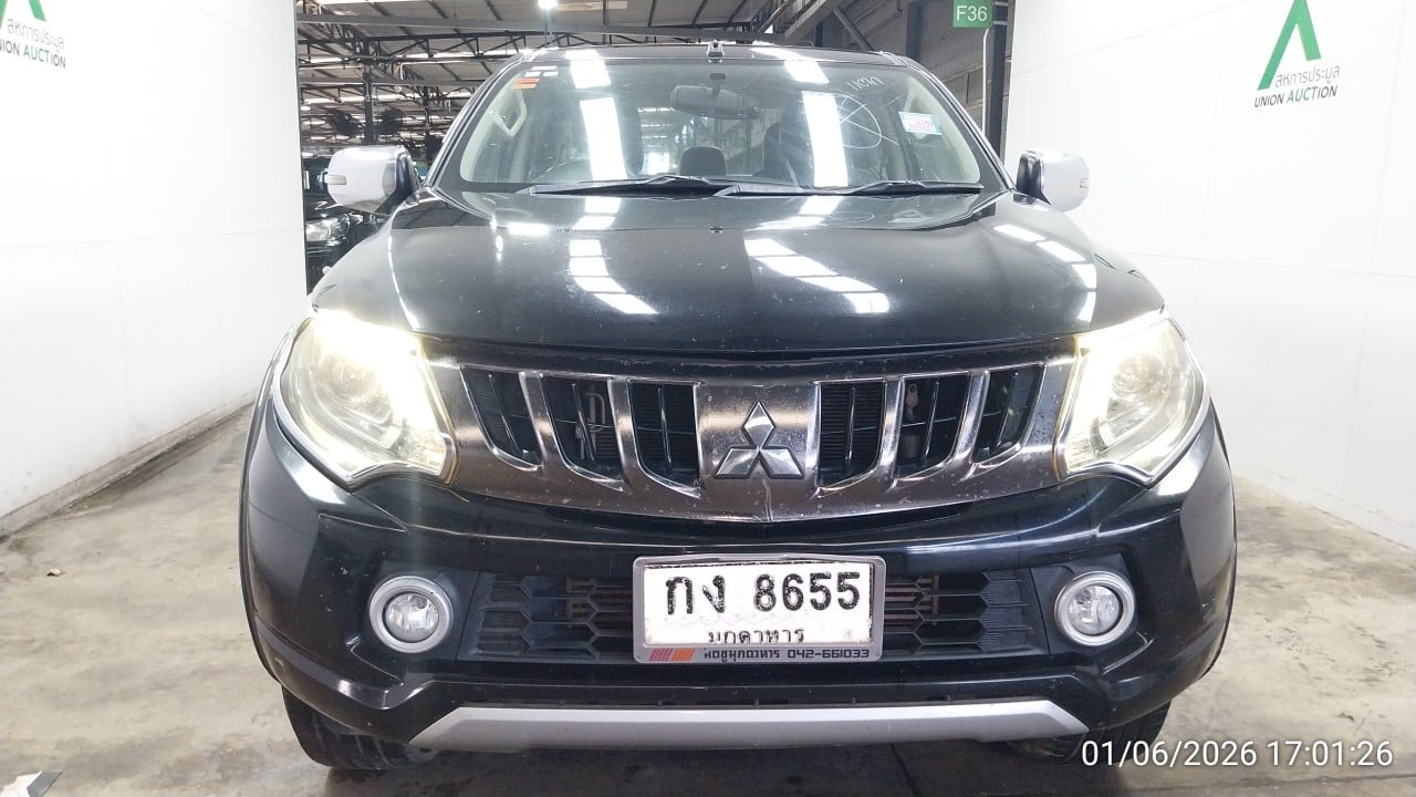 MITS MITS027 Dual Cab 2.4 GLS Plus MT 2017