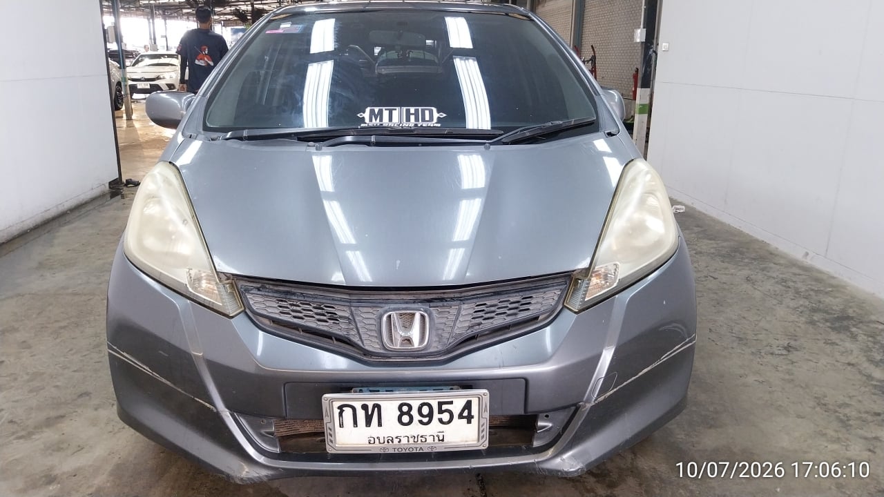 HOND HOND033 1.5 S i-VTEC MT Hatch 2011