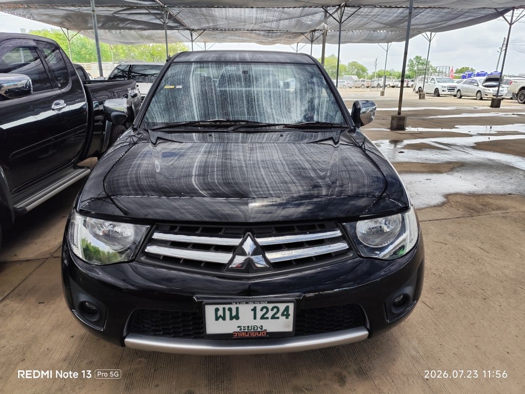MITS MITS027 Ext. Cab 2.5 GLX MT 2012