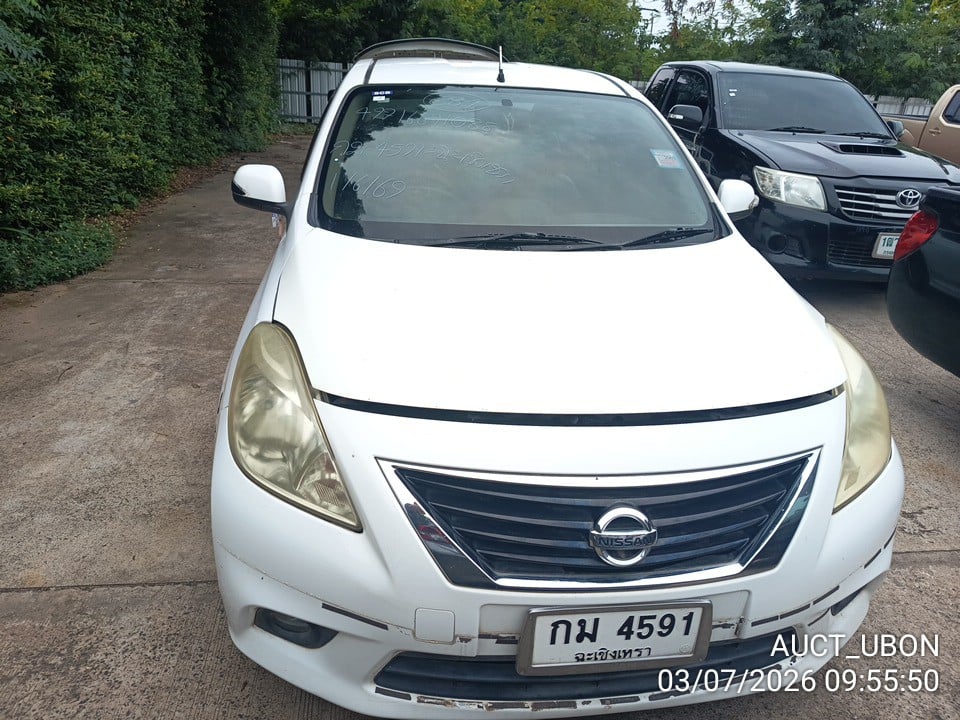 NISS NISS020 1.2 ES CVT 2013