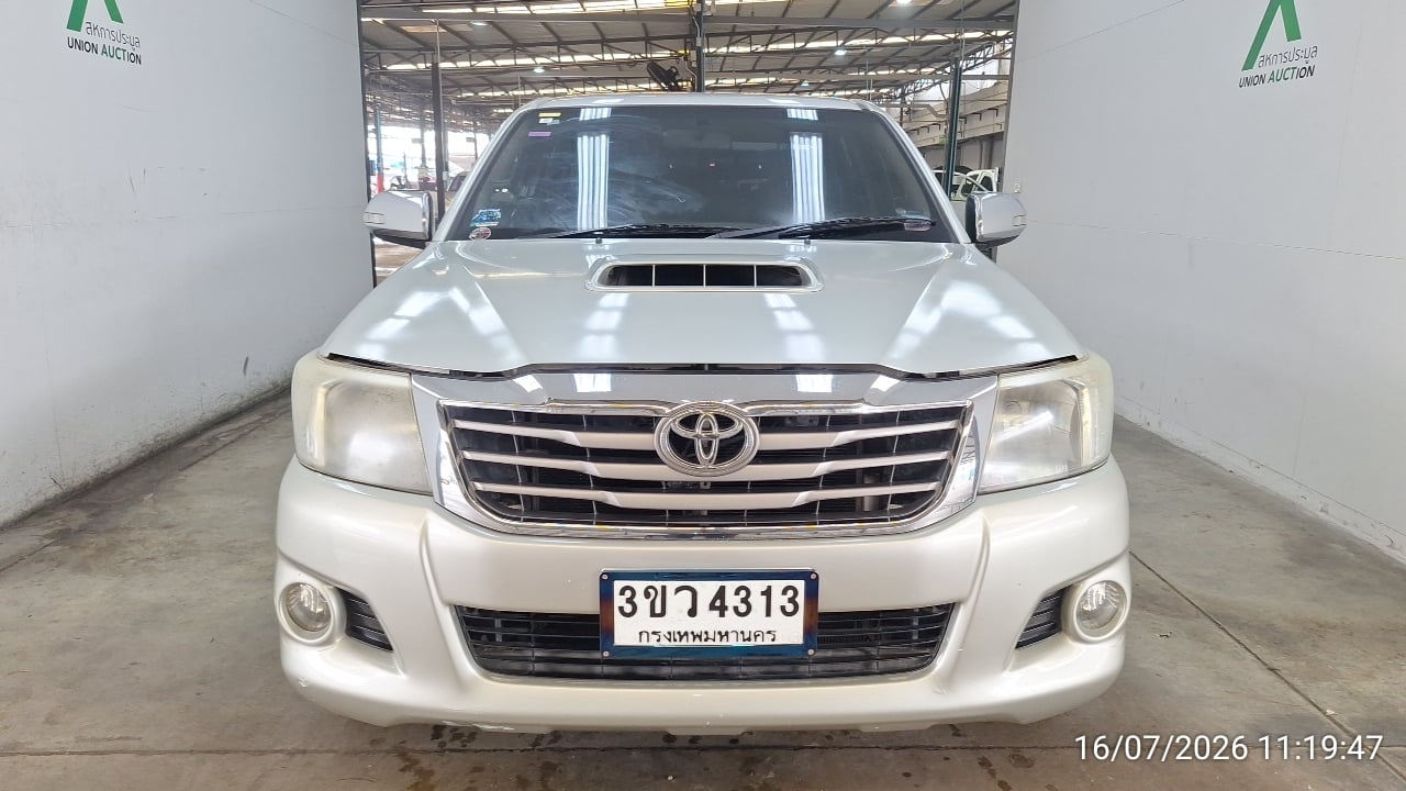 TOYO TOYO121 Dual Cab 2.5 G MT (AB/ABS) 2013