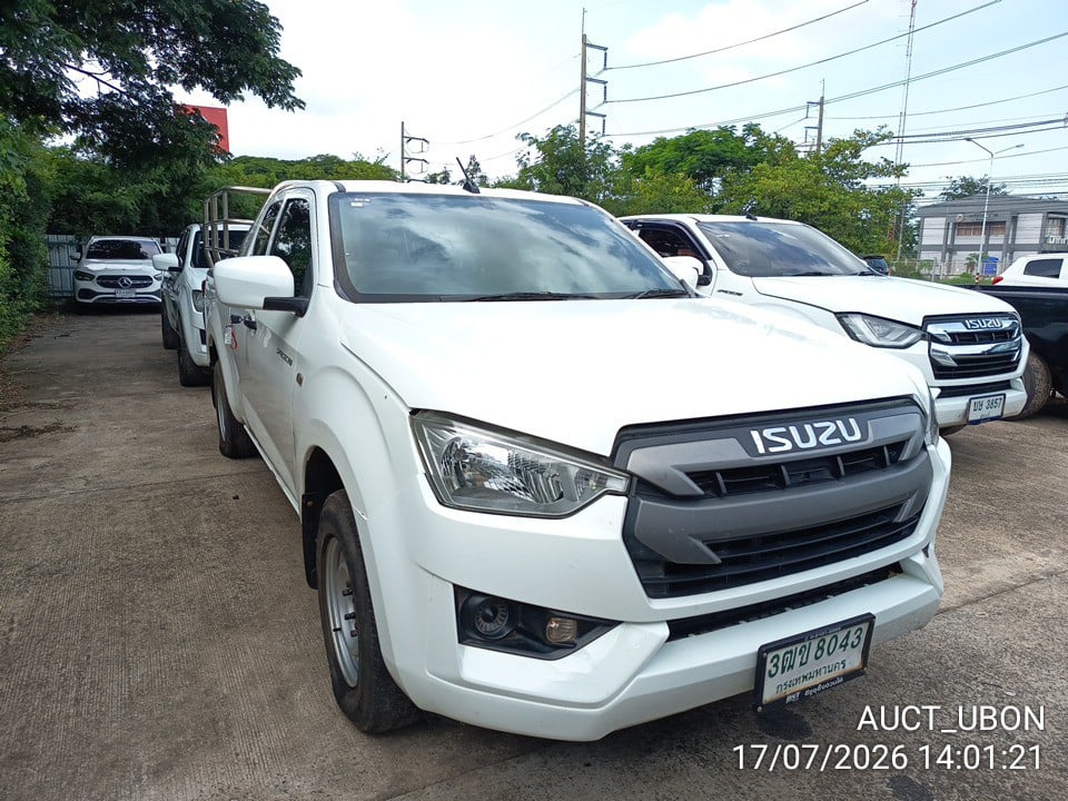 ISUZ ISUZ023  3.0 S MT 2020