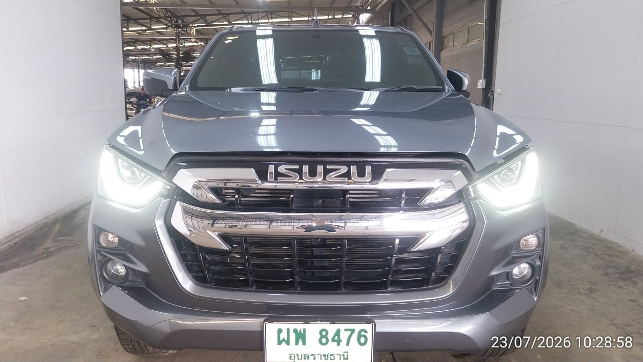 ISUZ ISUZ073 SPACECAB 1.9 Hi-Lander L MT (DA) (AB/ABS) 2020
