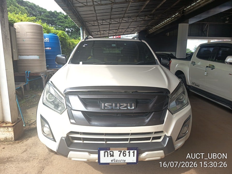 ISUZ ISUZ039 3.0 Vcross Z-Prestige 4WD MT 2016