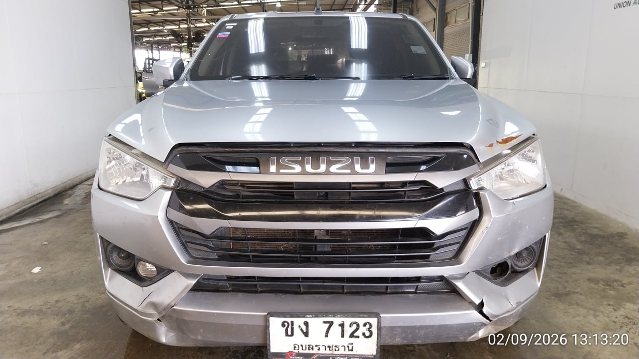 ISUZ ISUZ073 CAB4 1.9 S MT 2023