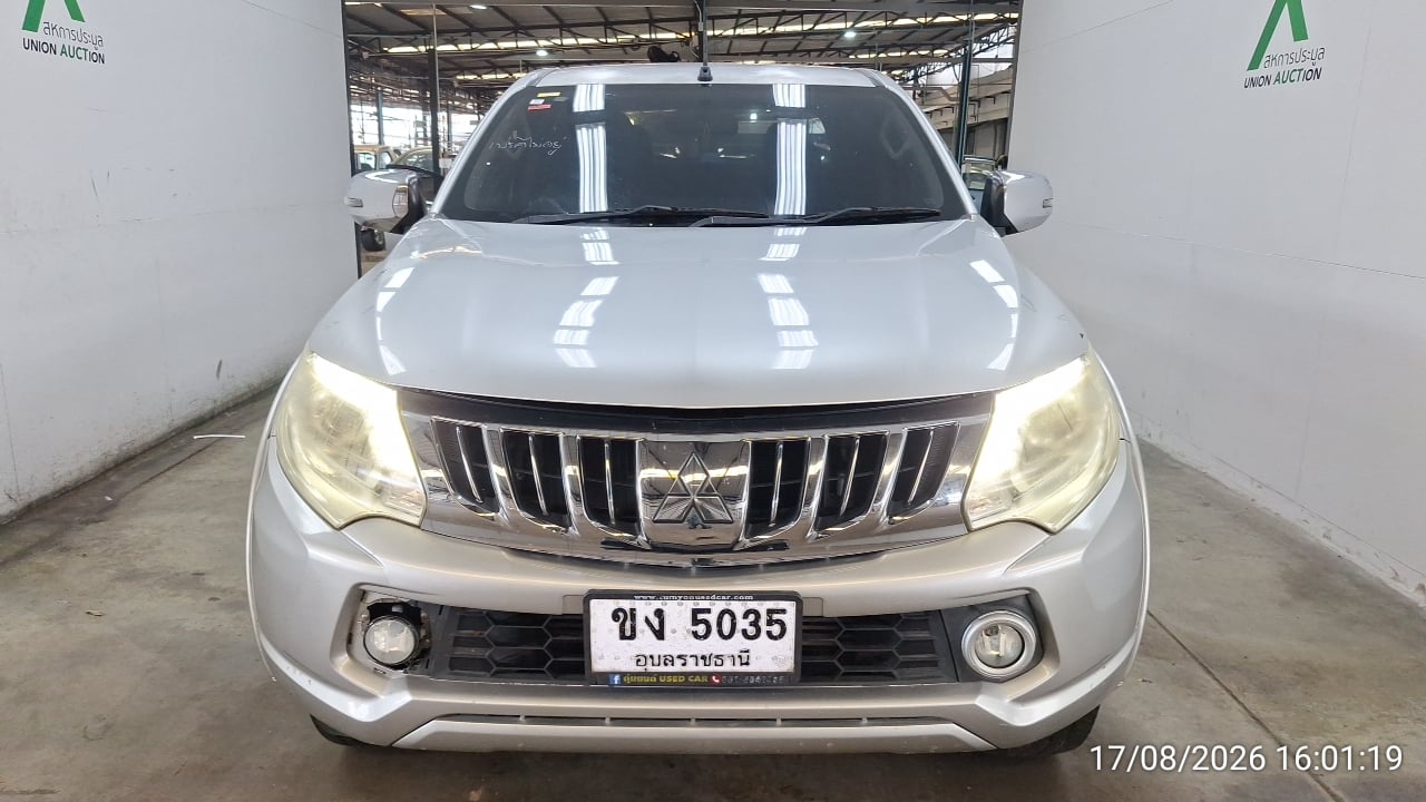 MITS MITS027 Dual Cab 2.4 GLS Plus AT (AB/ABS) 2016