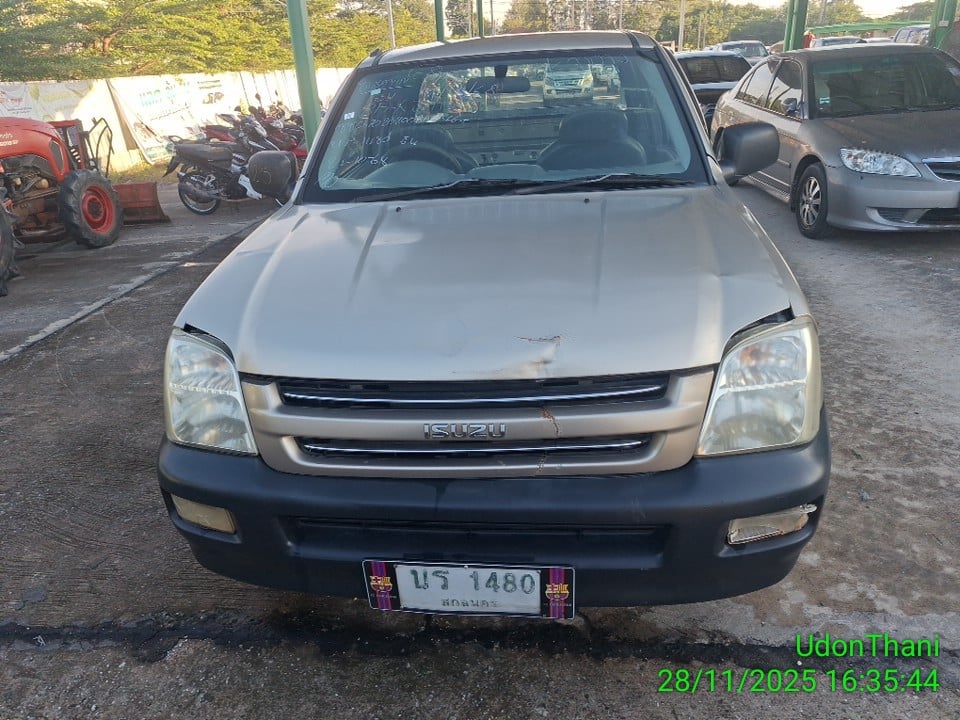 ISUZ ISUZ073 SPACECAB 2.5 SLX MT 2003