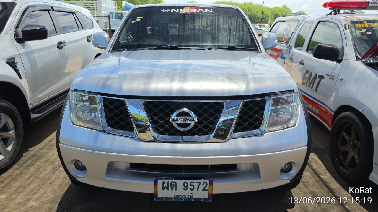 NISS NISS077 Ext. Cab 2.5 SE MT 2012