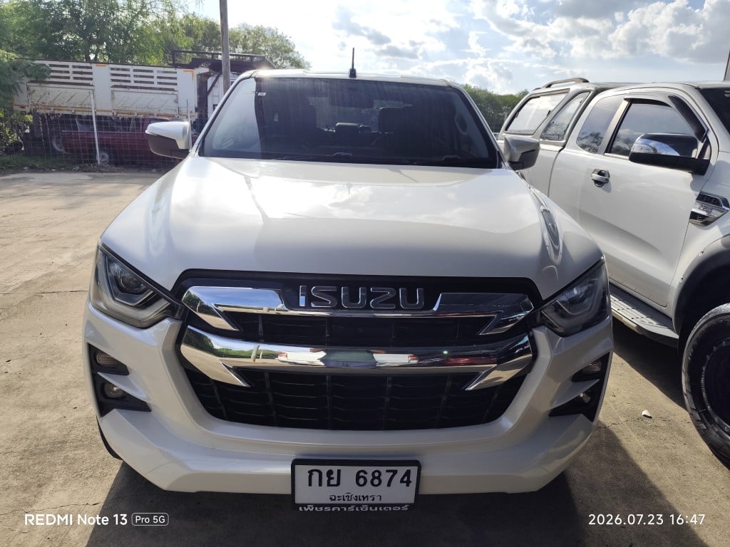 ISUZ ISUZ073 CAB4 1.9 Hi-Lander Z AT (AB/ABS) 2020