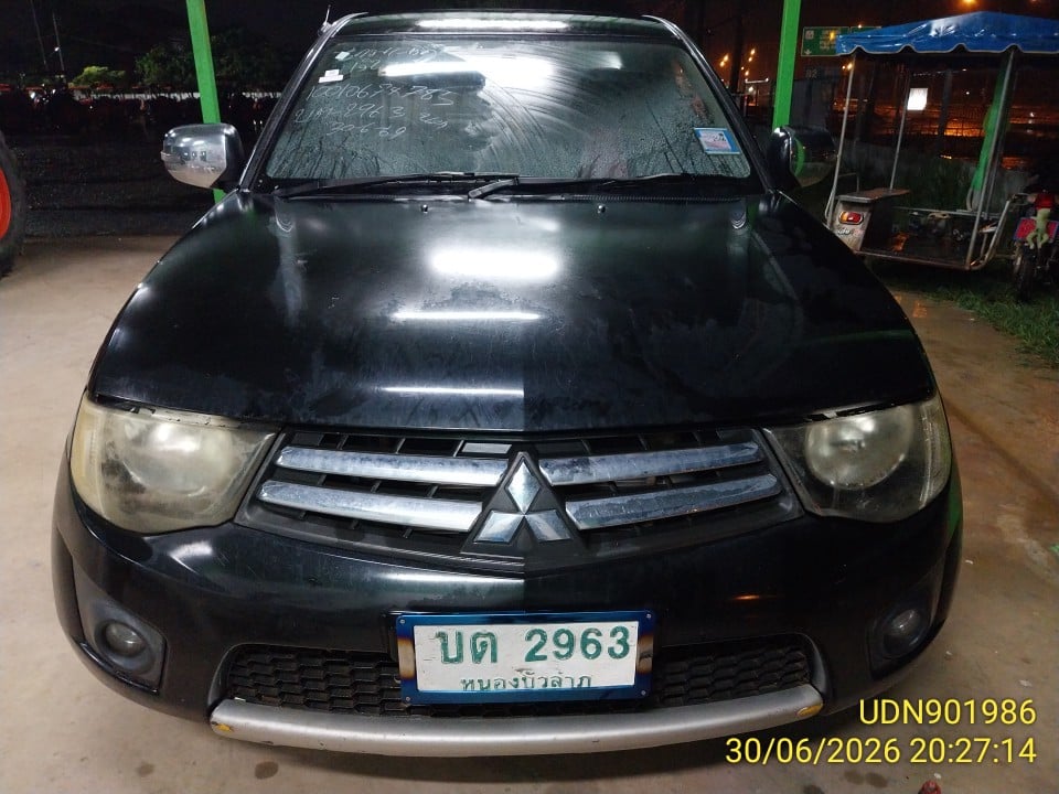 MITS MITS027 Ext. Cab 2.5 GLX MT 2014