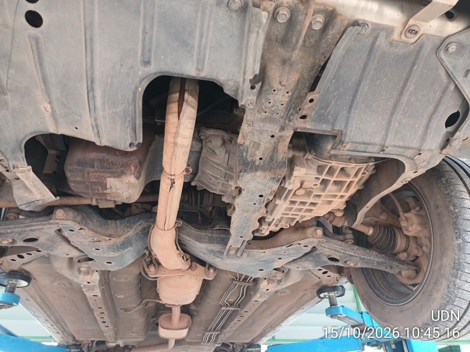 MITS MITS007 1.6 GLXi CVT 2004