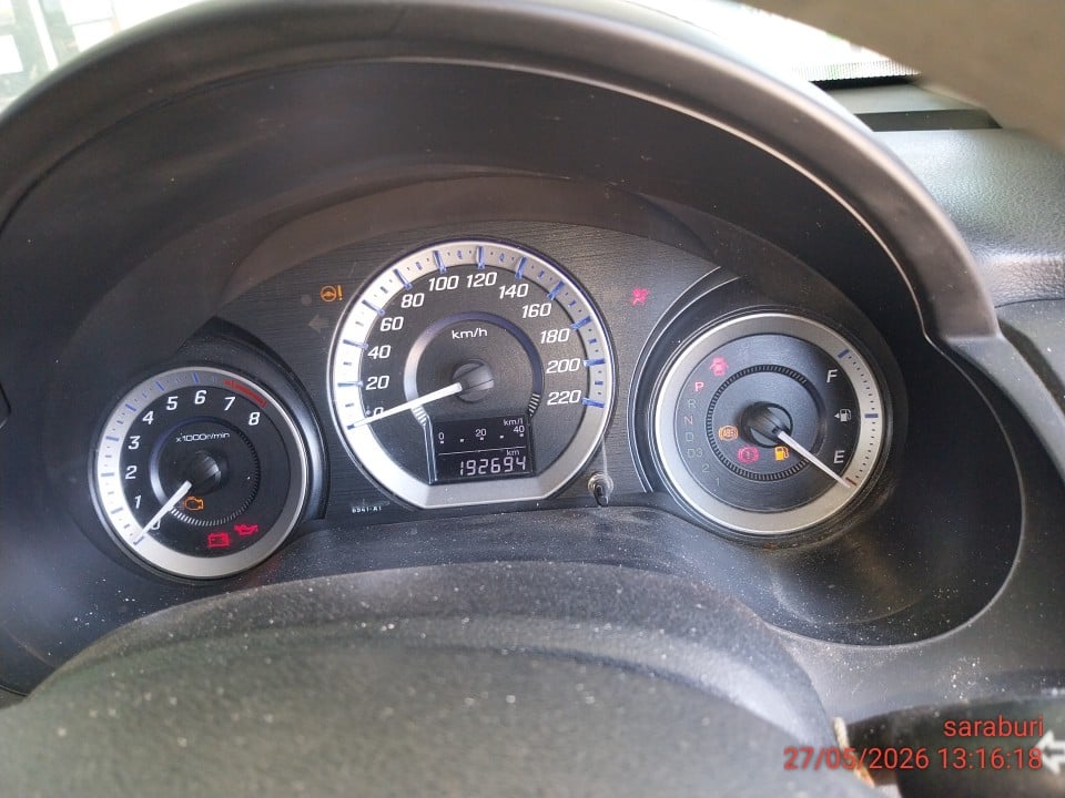 HOND HOND003 1.5 S i-VTEC AT 2012