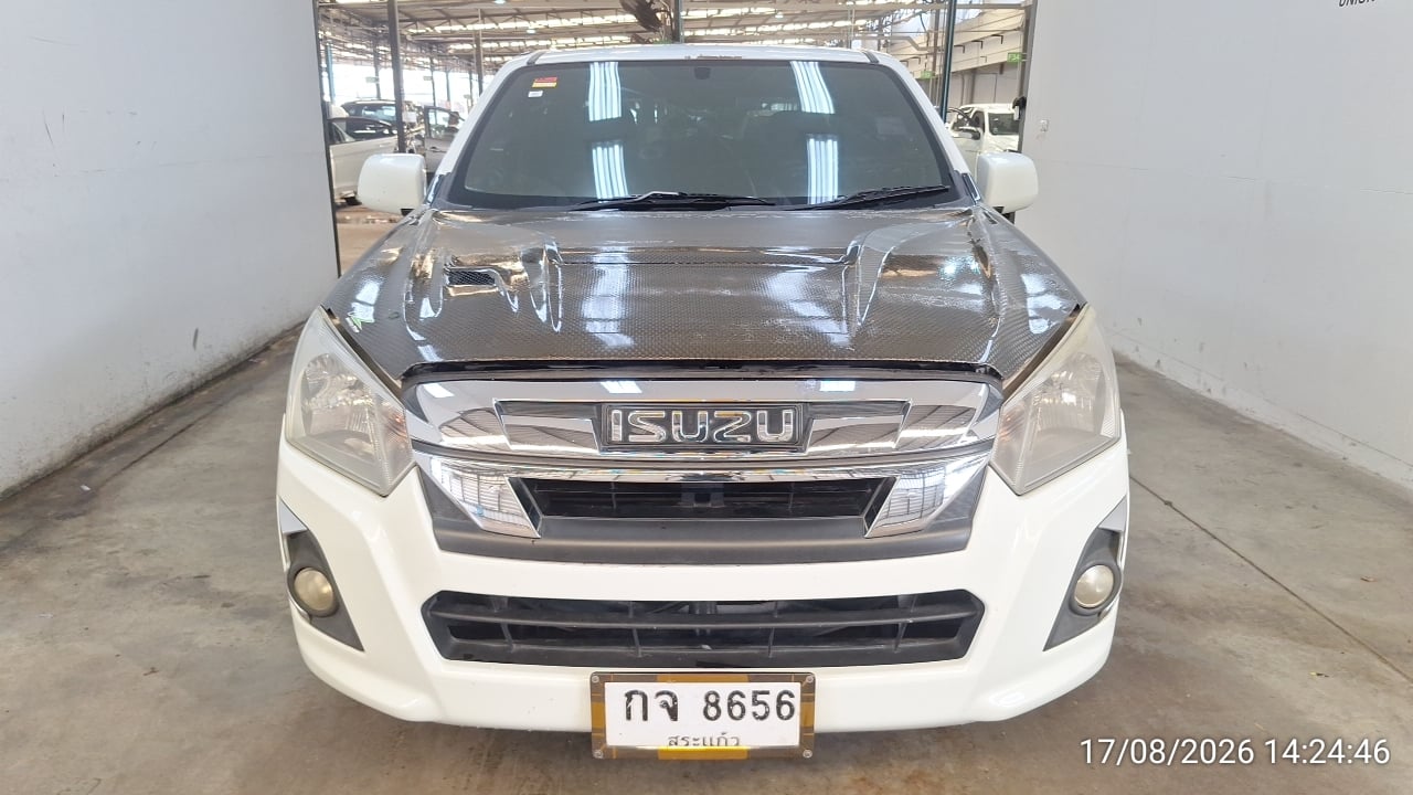 ISUZ ISUZ073 CAB4 1.9 S MT (AB) 2017