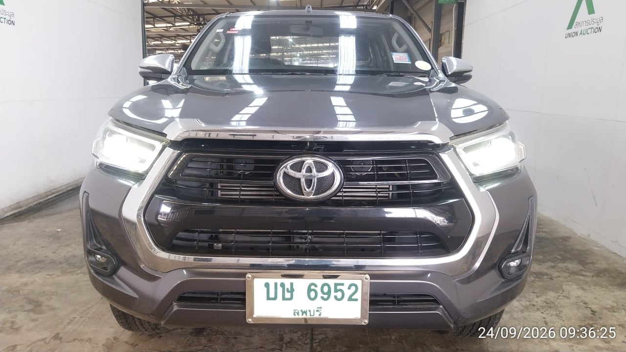 TOYO TOYO120 Smart Cab 2.4 Prerunner Entry MT 2023