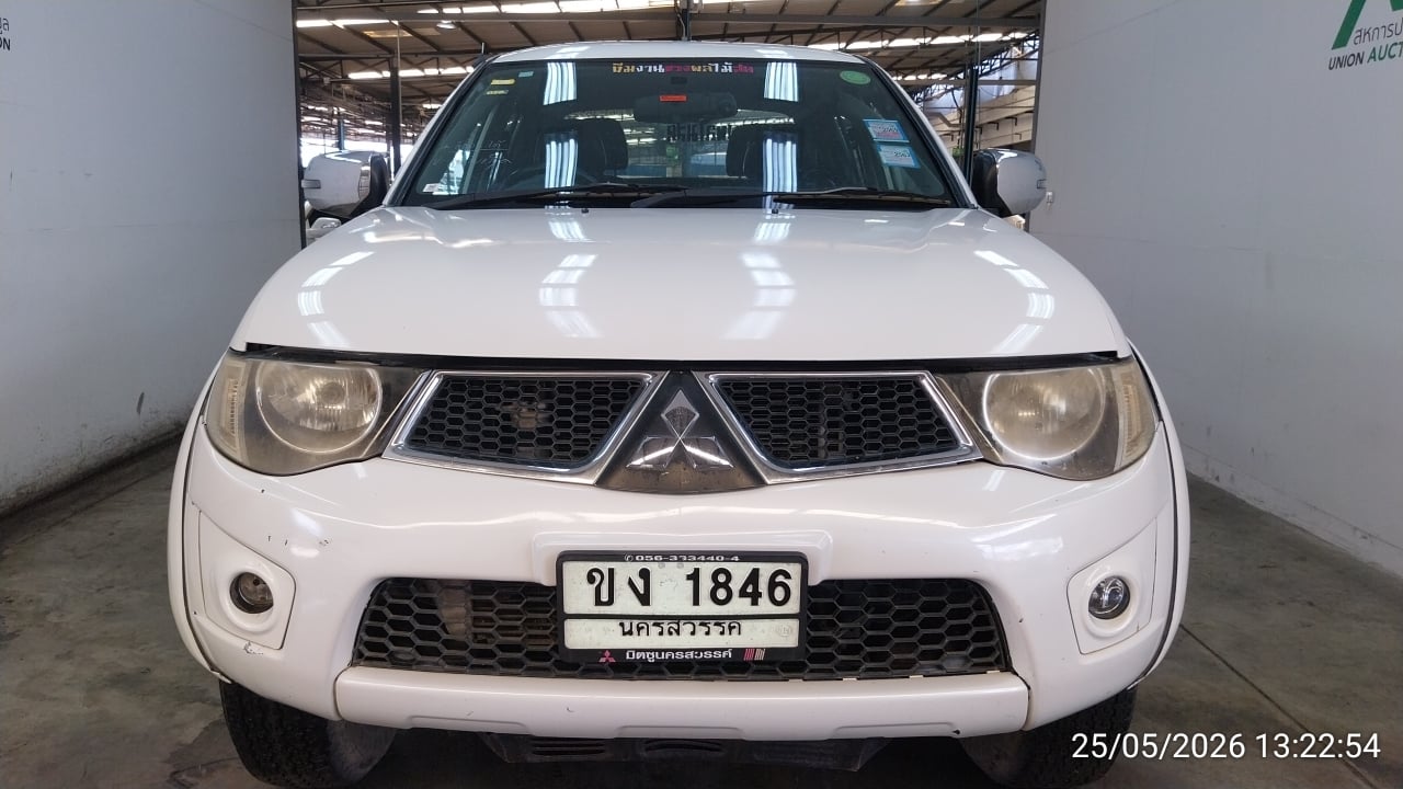 MITS MITS027 Dual Cab 2.5 GLS Plus MT (AB/ABS) 2013