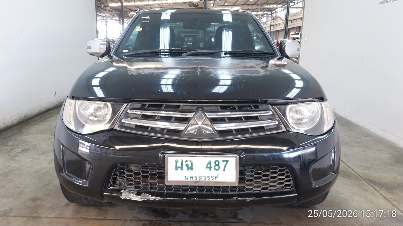 MITS MITS027 Ext. Cab 2.5 GLX MT 2013