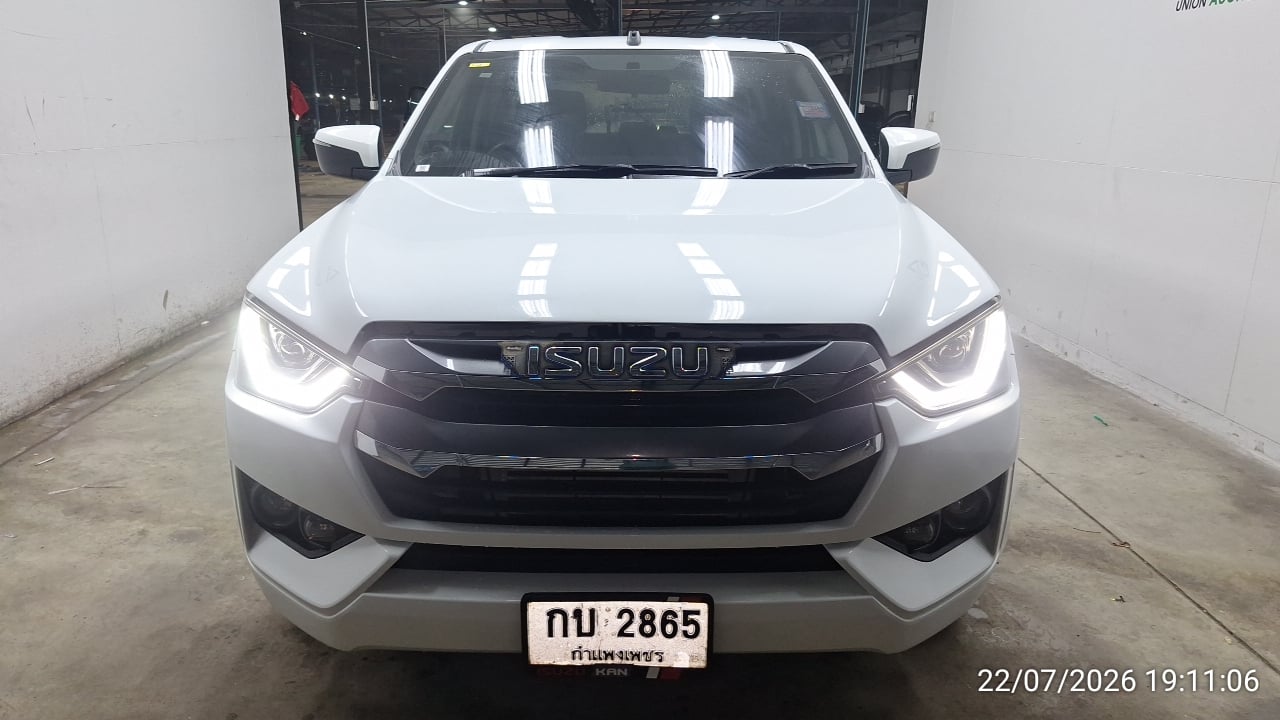 ISUZ ISUZ073 CAB4 1.9 L MT (DA) (AB/ABS)