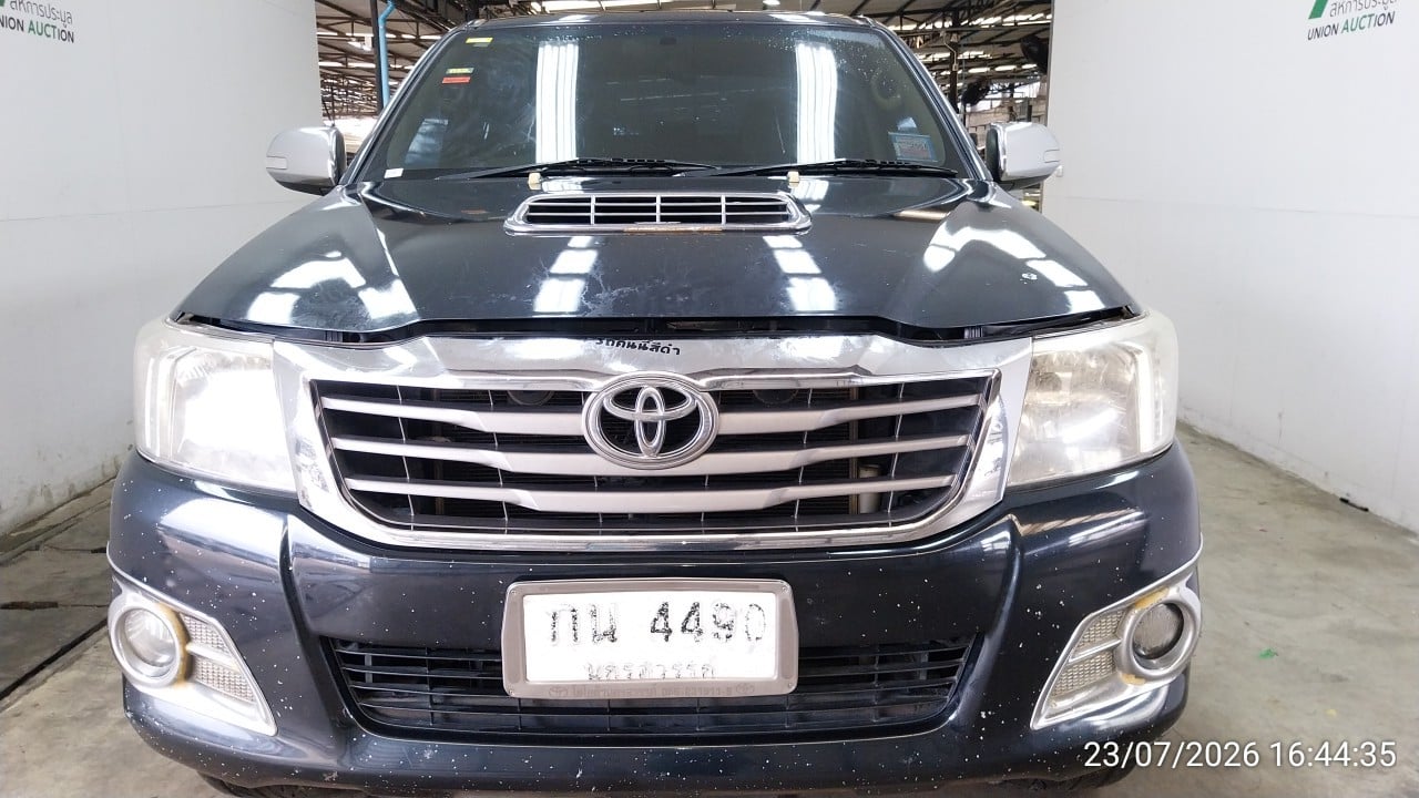 TOYO TOYO121 Dual Cab 3.0 Prerunner G MT (AB/ABS) 2012