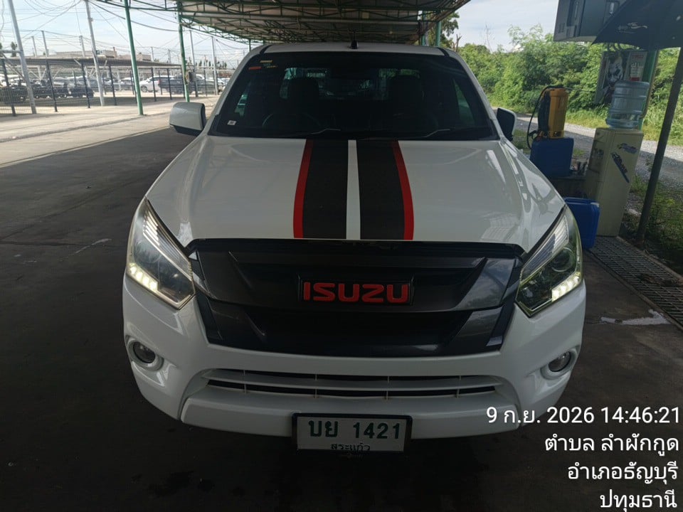 ISUZ ISUZ073 SPACECAB 1.9 X-Series Z MT (AB/ABS) 2017