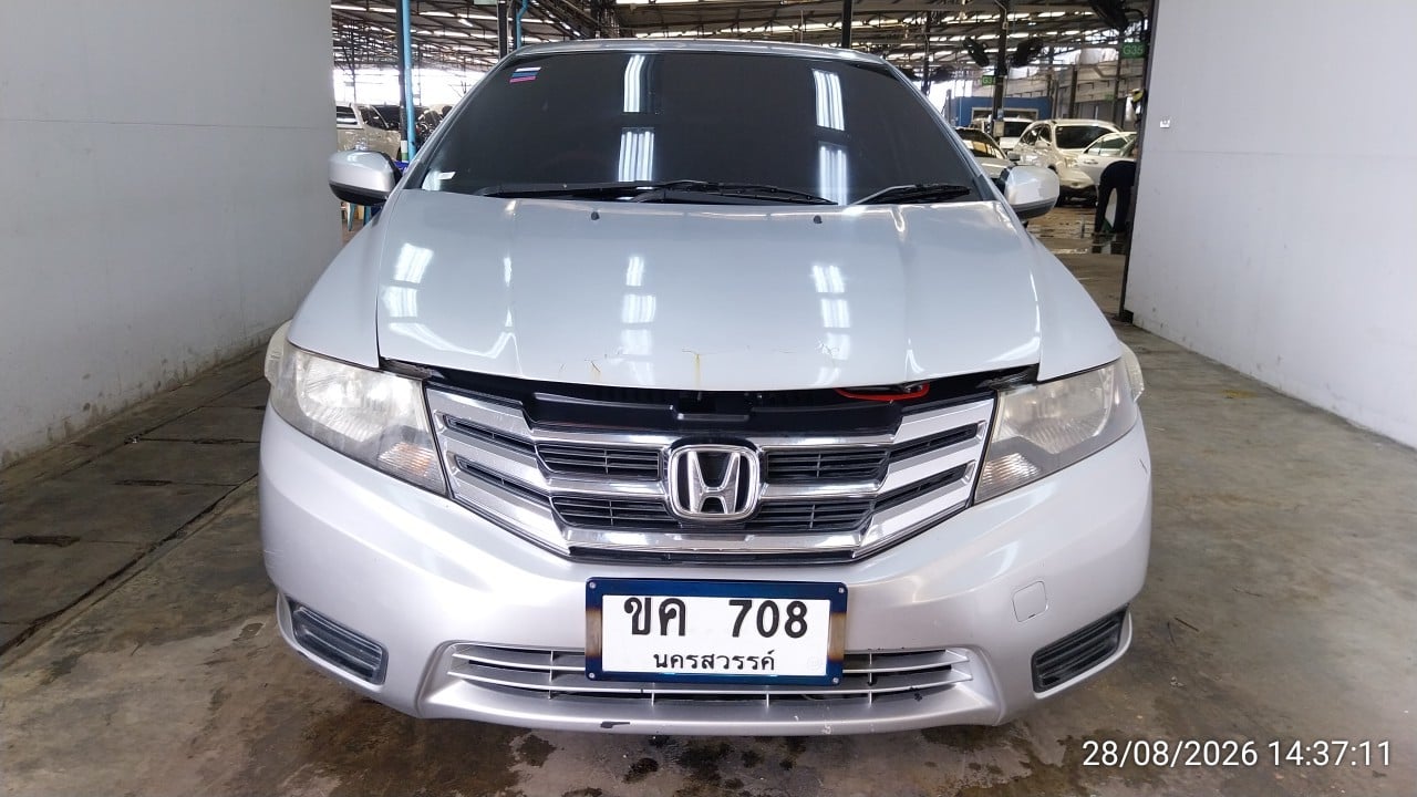 HOND HOND003 1.5 V i-VTEC AT 2013