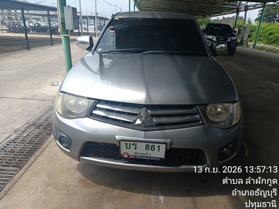MITS MITS027 Ext. Cab 2.5 GLX MT 2014